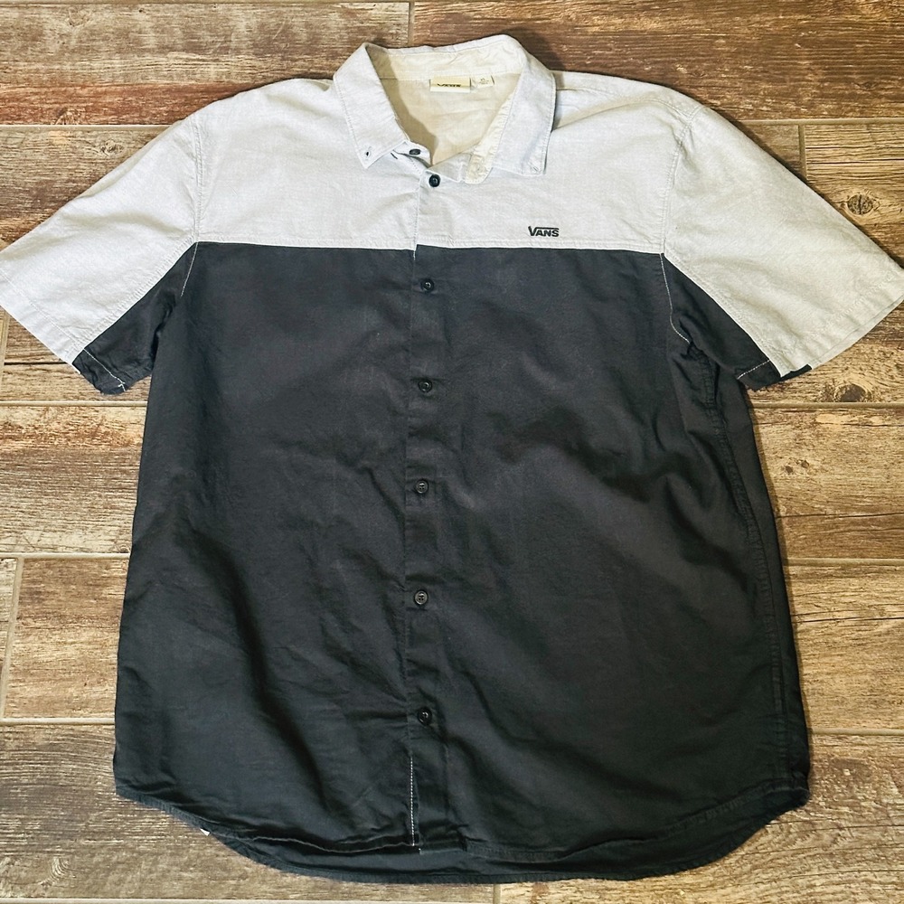 Vans Parktown Men's Button Up  Black Gray Shirt - XL Extra Large Short Sleeve